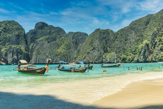 Best Expat Destinations in Asia Pacific: A Comprehensive Guide to Living Costs, Visa Options, and Quality of Life 3 Phi Phi Islands, Krabi, Thailand
